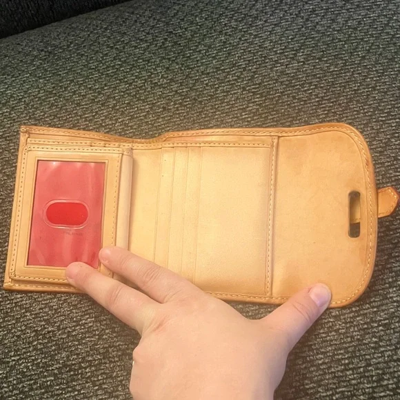 Vintage Dooney & Bourke wallet  All-Weather Leather collection pebbled leather - Picture 4 of 12